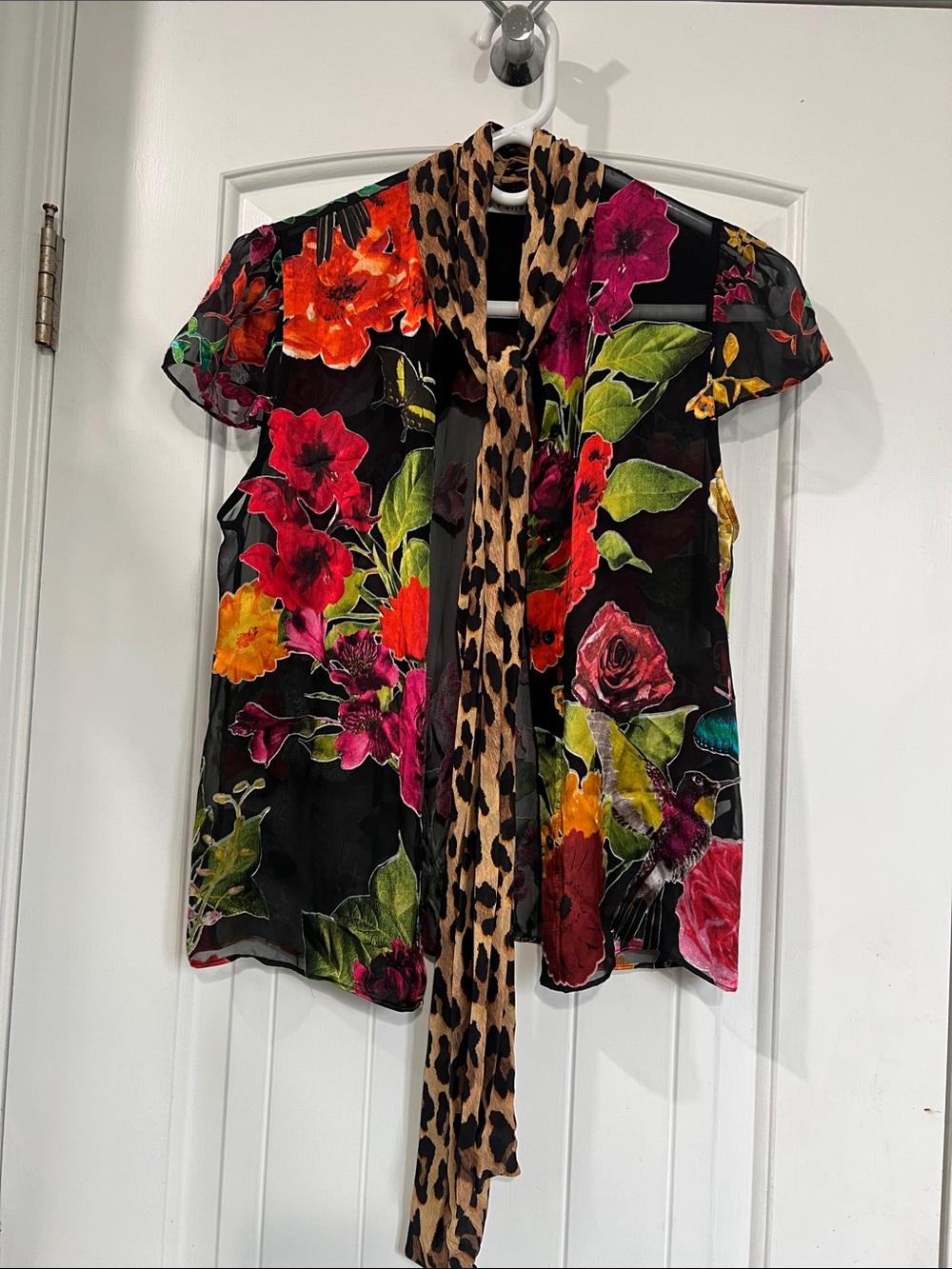 Alice + Olivia Black Floral Blouse with Leopard Tie - Picture 2 of 4
